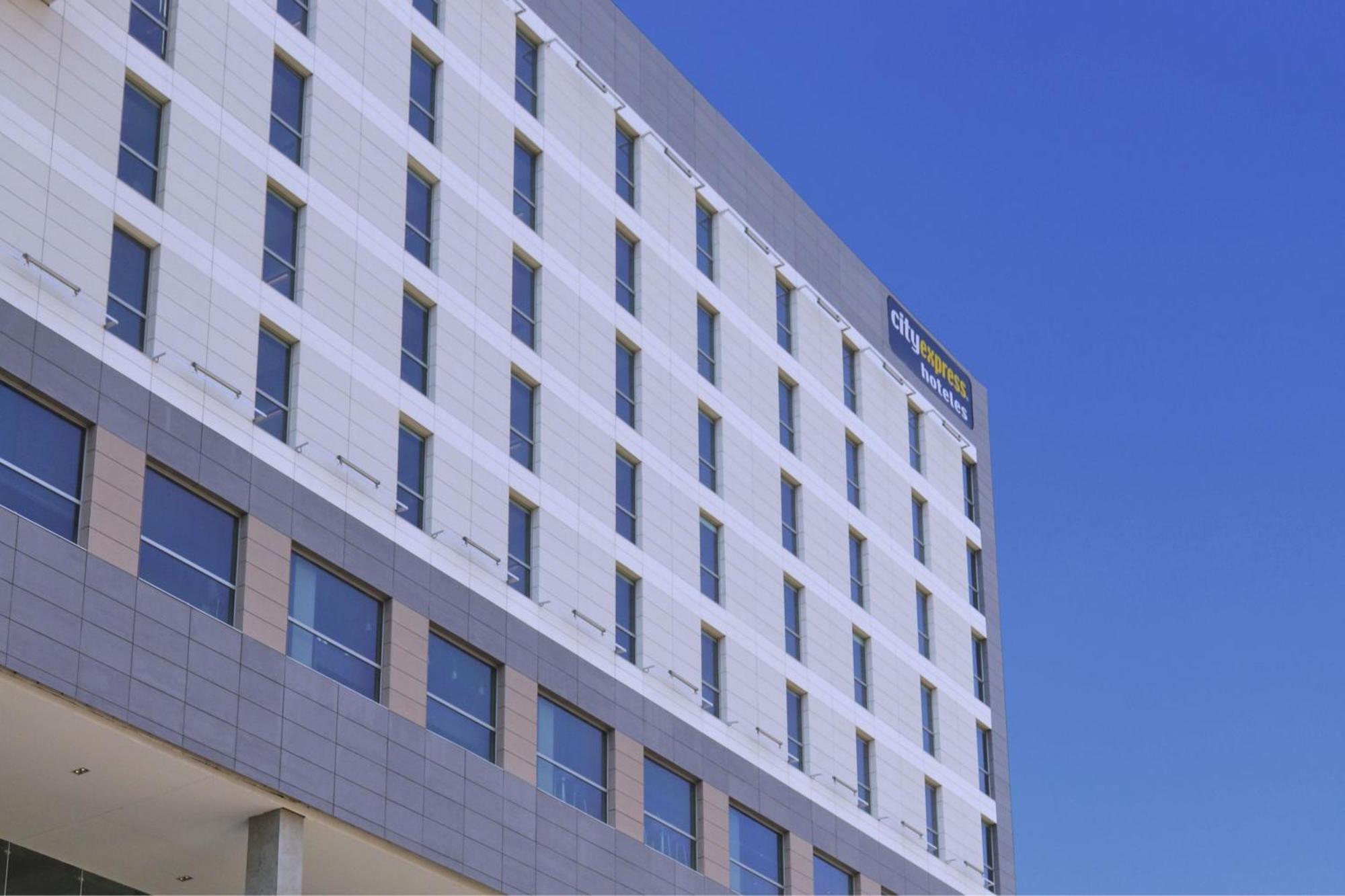 City Express By Marriott Monterrey Universidad Екстериор снимка