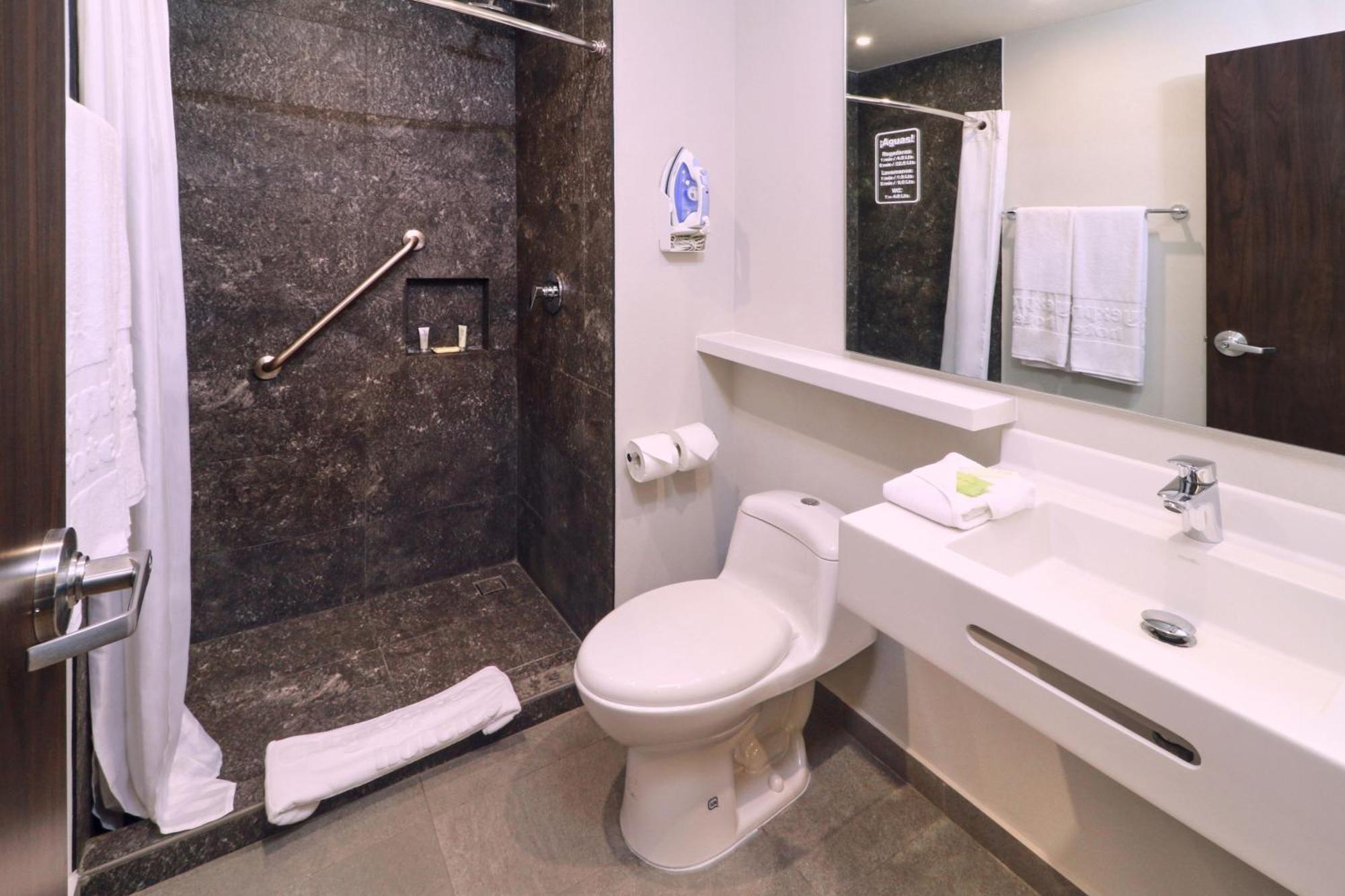 City Express By Marriott Monterrey Universidad Екстериор снимка